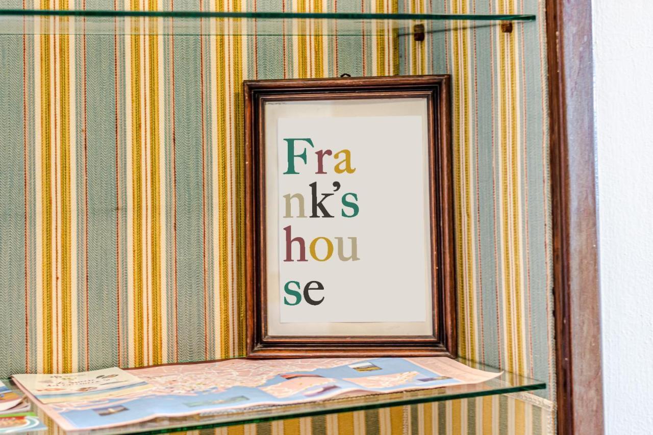 Frank'S And Art Love Apartments Livourne Extérieur photo
