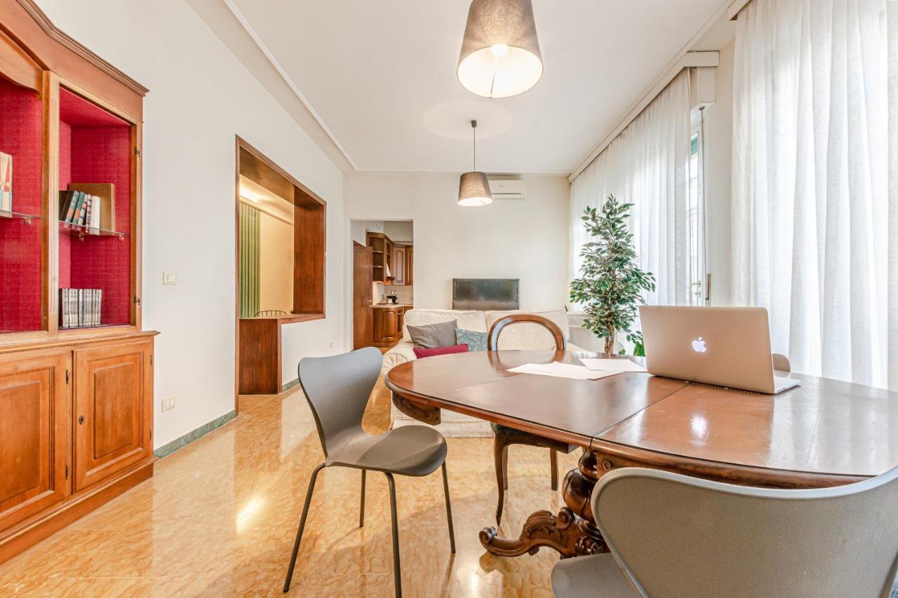 Frank'S And Art Love Apartments Livourne Extérieur photo