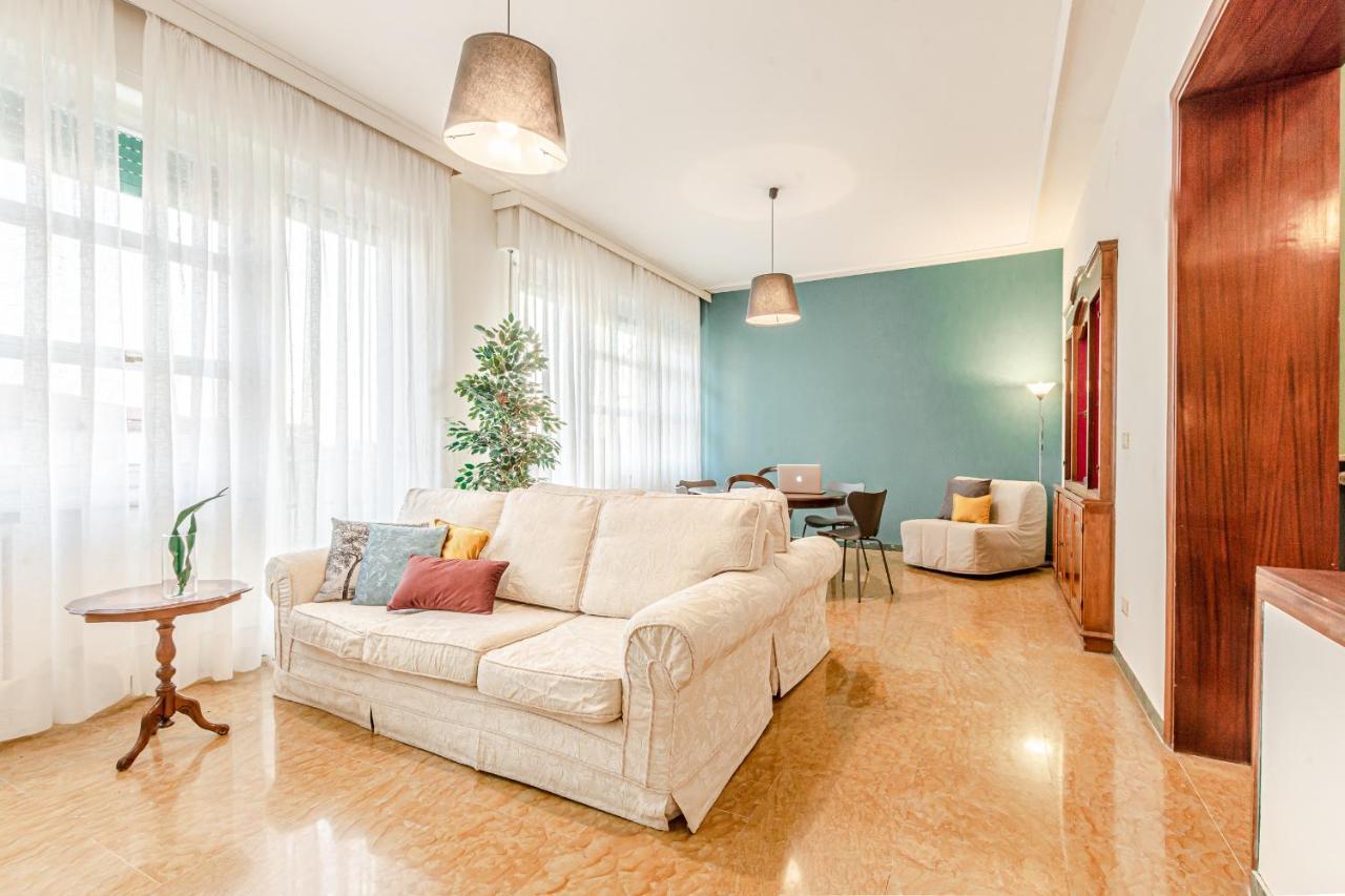 Frank'S And Art Love Apartments Livourne Extérieur photo