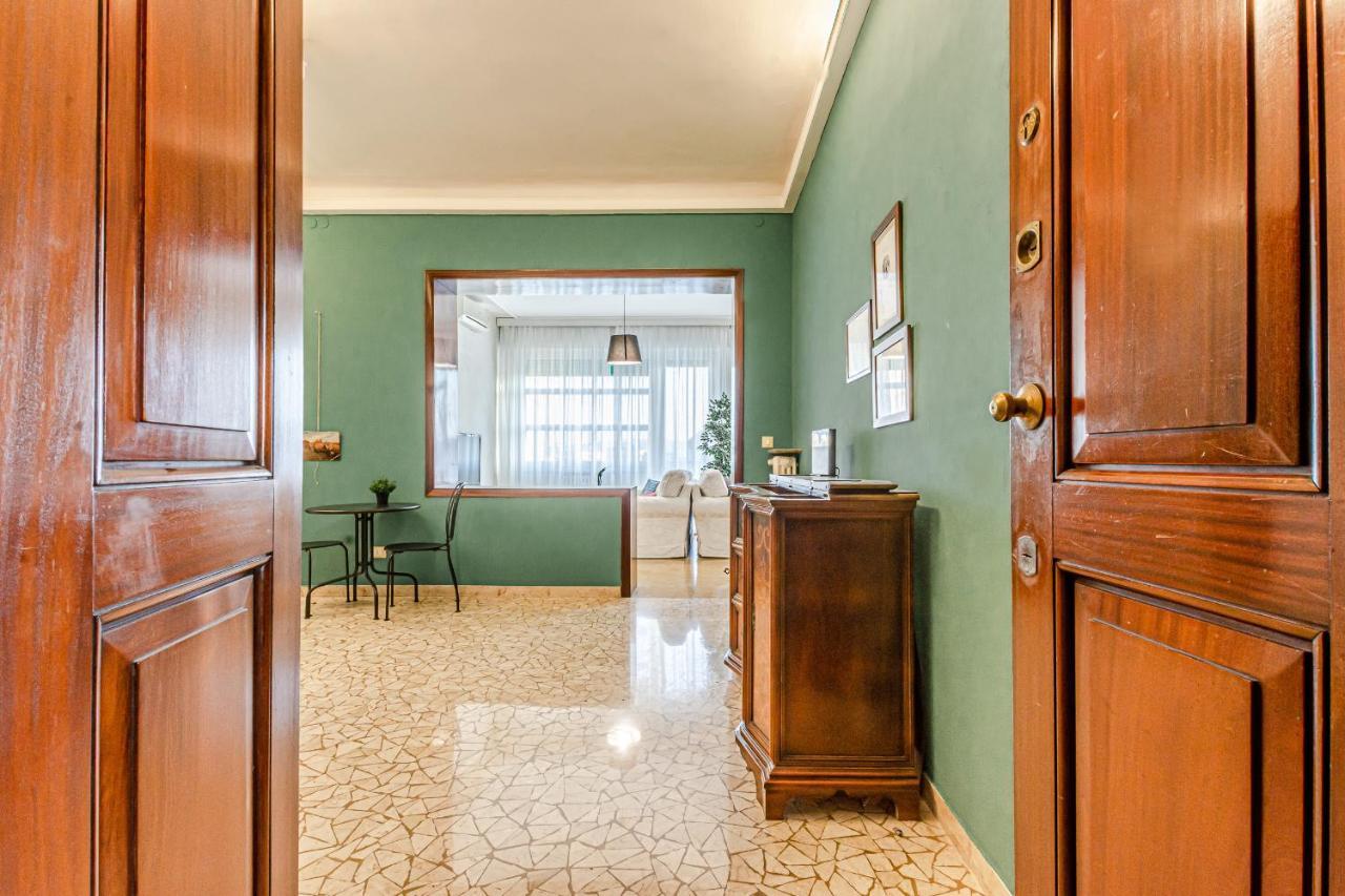 Frank'S And Art Love Apartments Livourne Extérieur photo